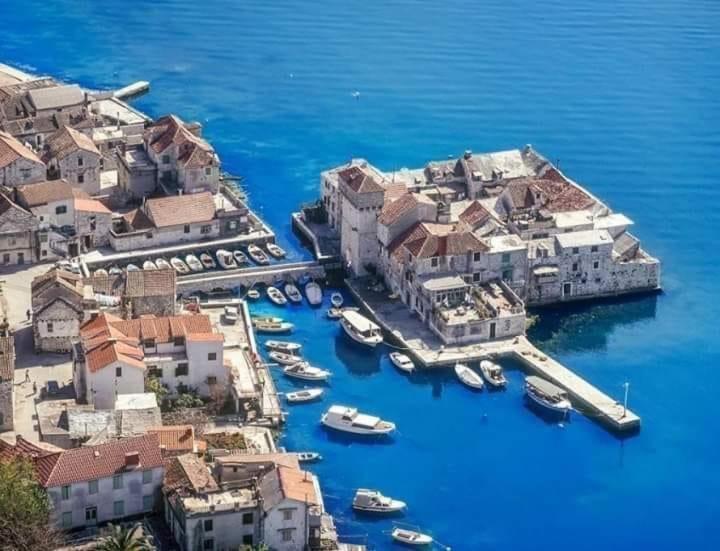 Apartments Toma Kastela Luaran gambar