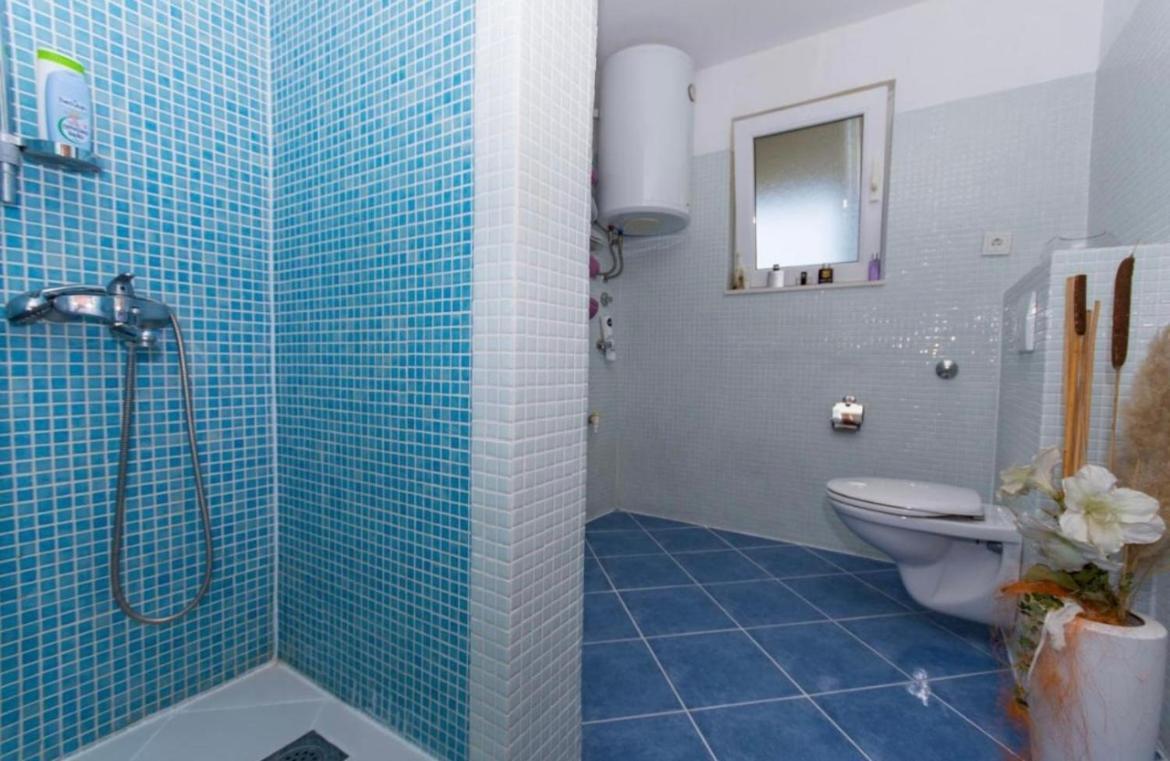 Apartments Toma Kastela Luaran gambar
